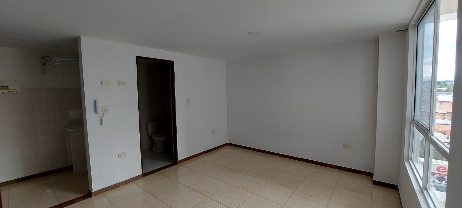 VENDO BONITO Y COMODO APARTAESTUDIO EN EL BARRIO VALENCIA