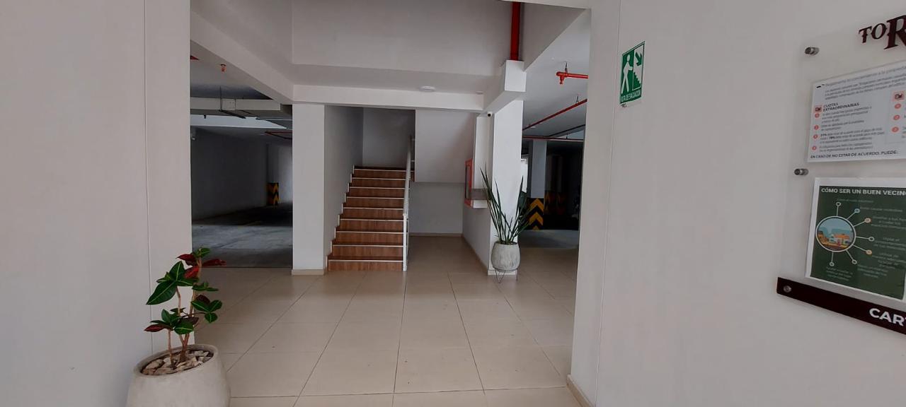 VENDO EXCELENTE APARTAESTUDIO SECTOR CAMPOBELLO.