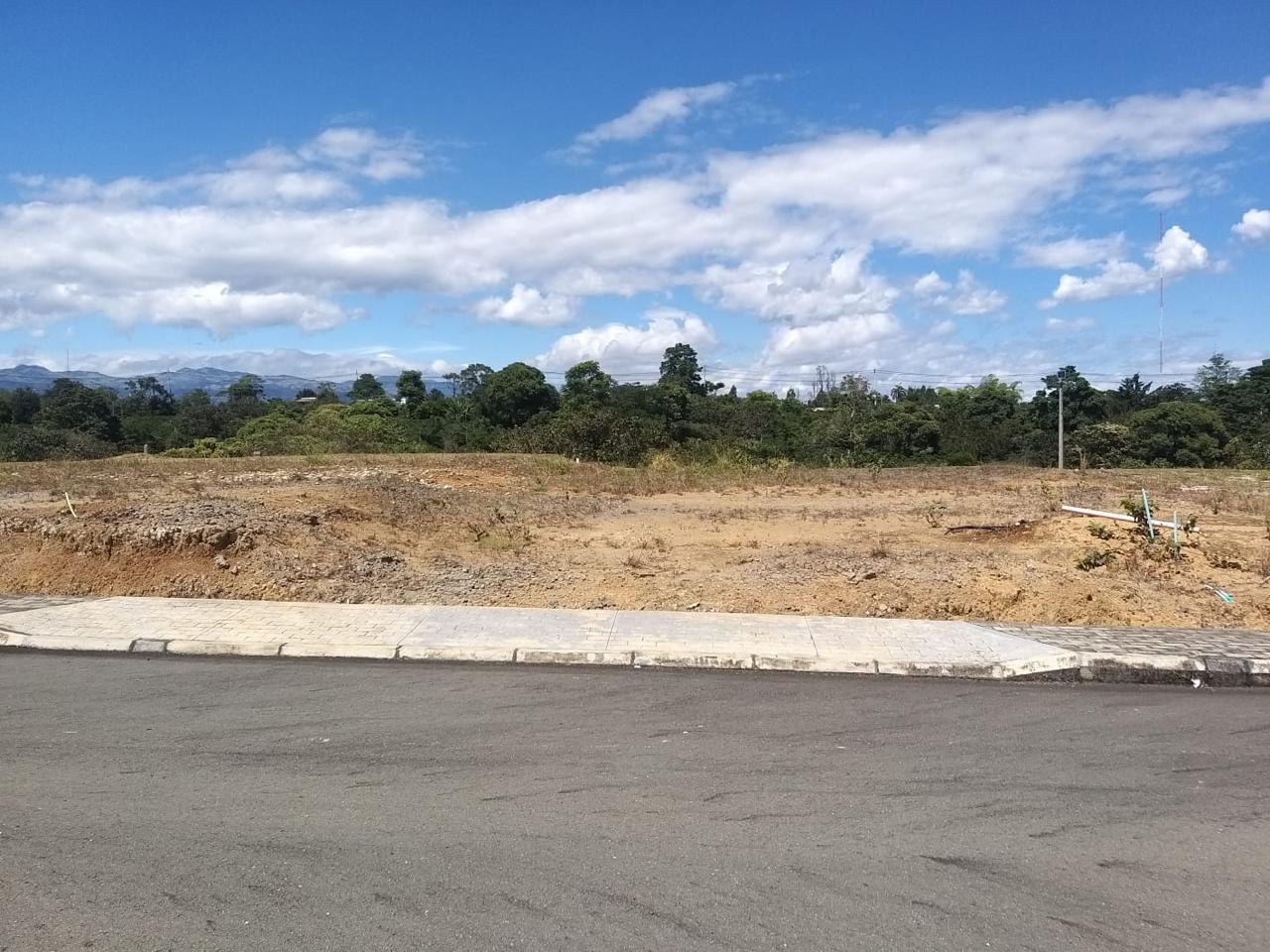 VENDO LINDO LOTE EN CONJUNTO CERRADO CIUDAD EL SOL