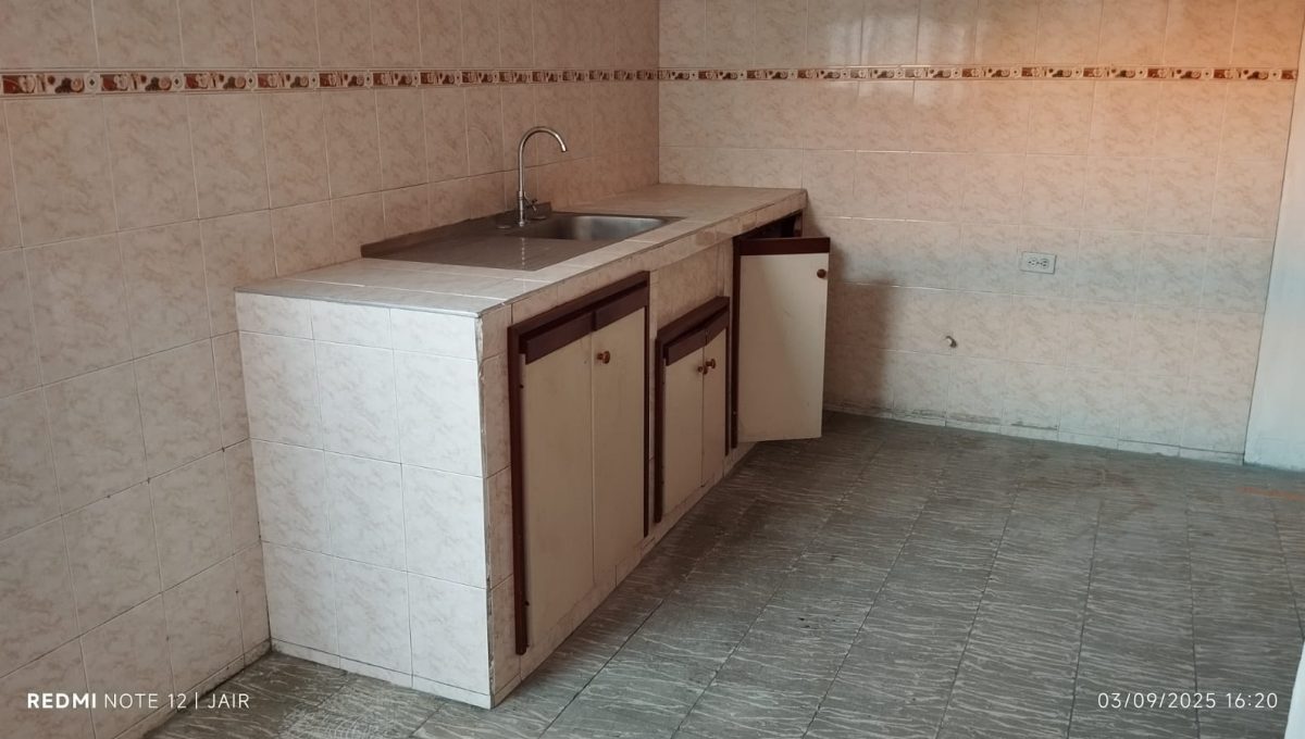 460f4e03-bb84-4d1f-bb81-38447c24020f