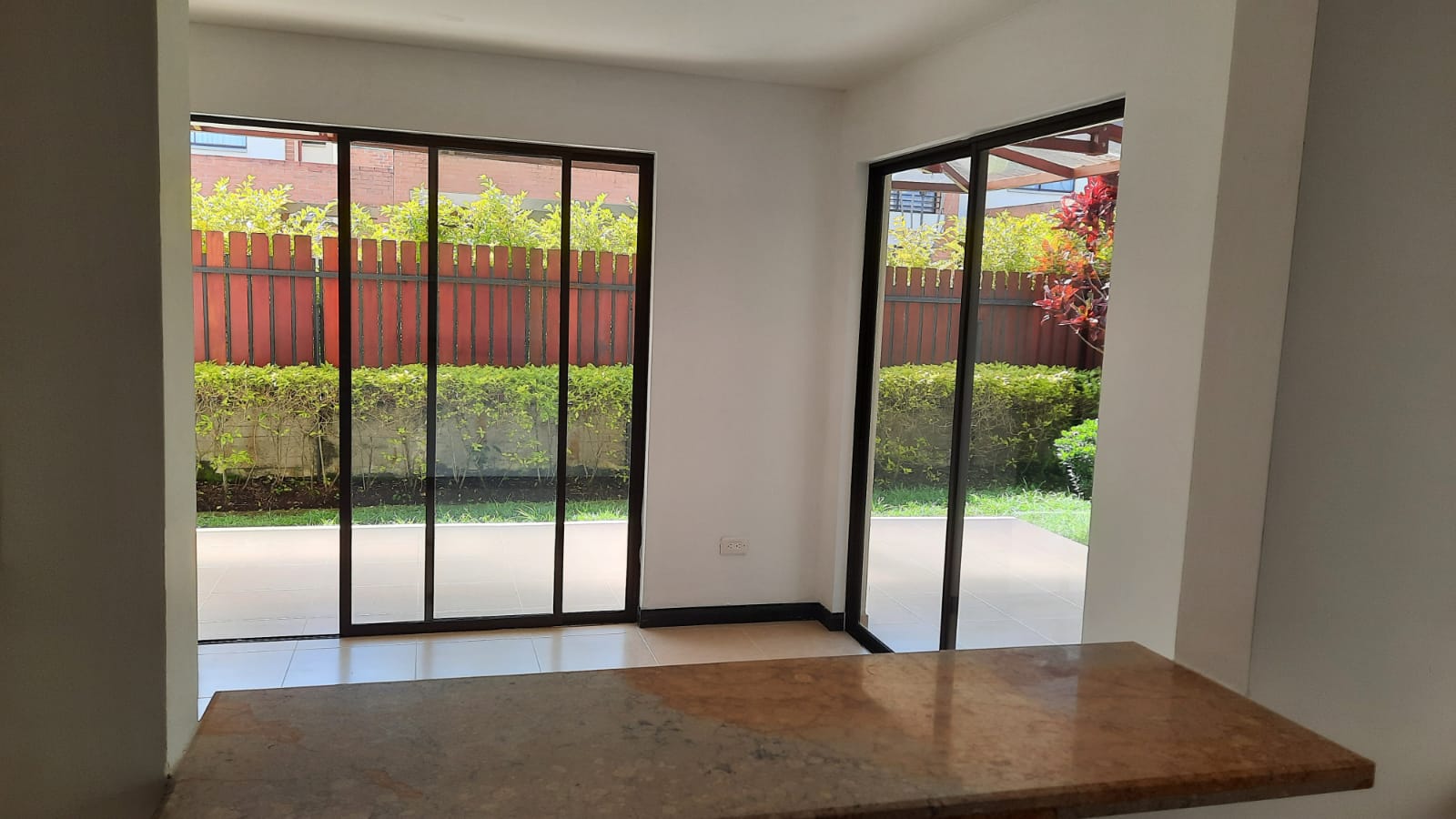 ARRIENDO BONITA CASA AL NORTE DE LA CIUDAD