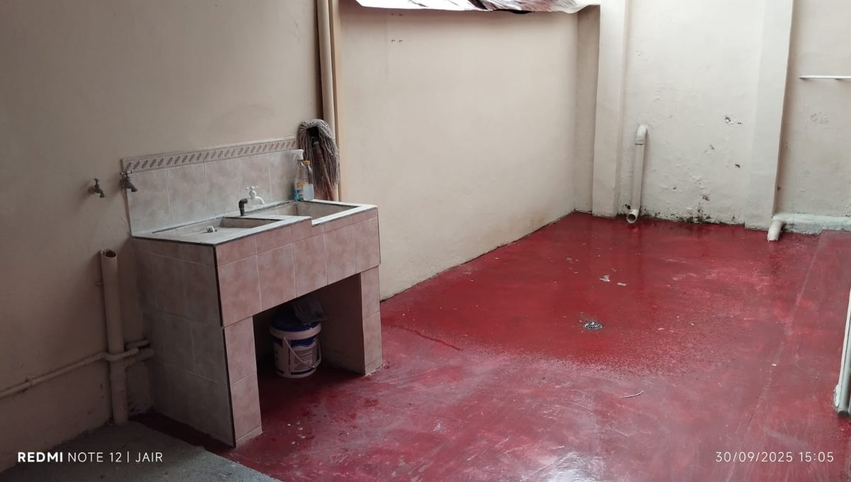 348d20df-d49d-490d-8737-be427395d86f