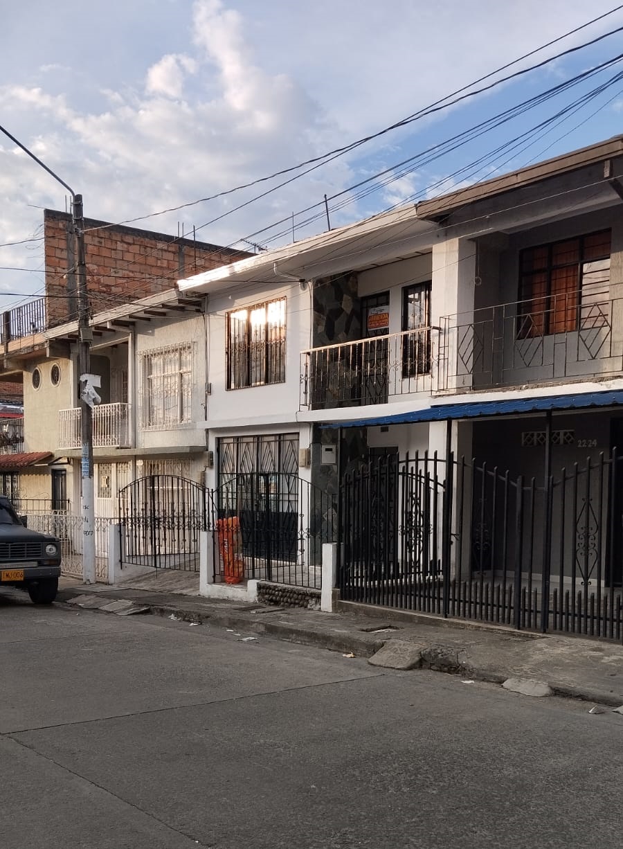ARRIENDO APARTAMENTO EN EL BARRIO JOSE MARIA OBANDO