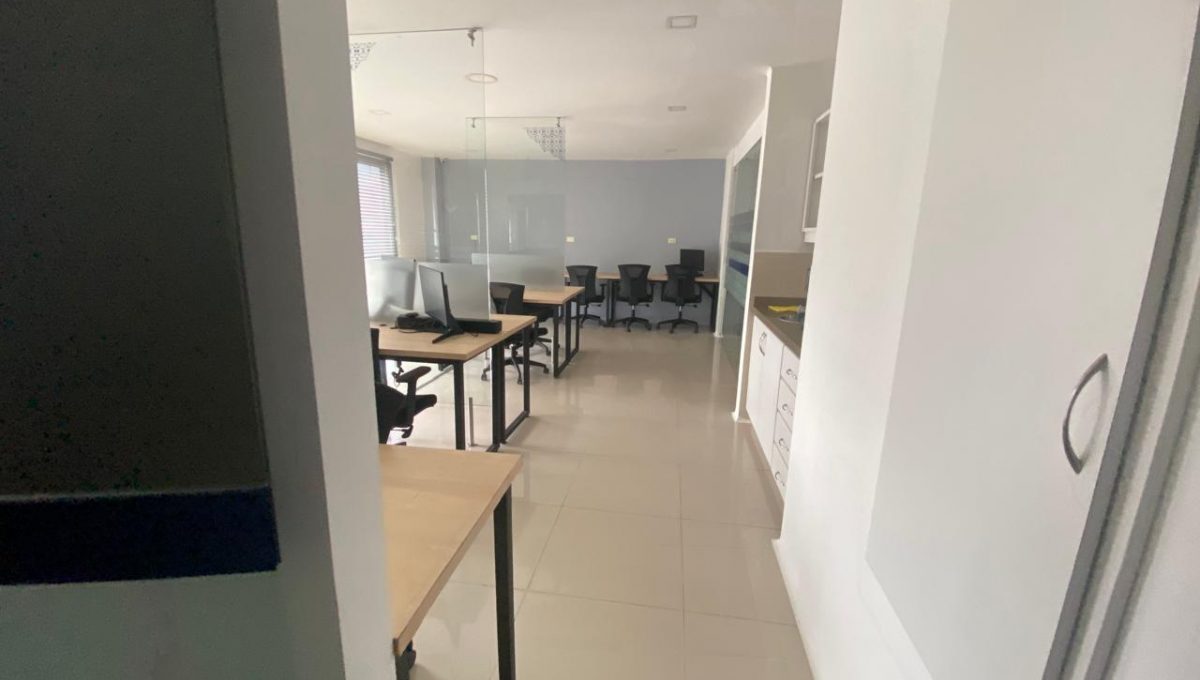 WhatsApp Image 2025-10-29 at 1.03.57 PM (21)