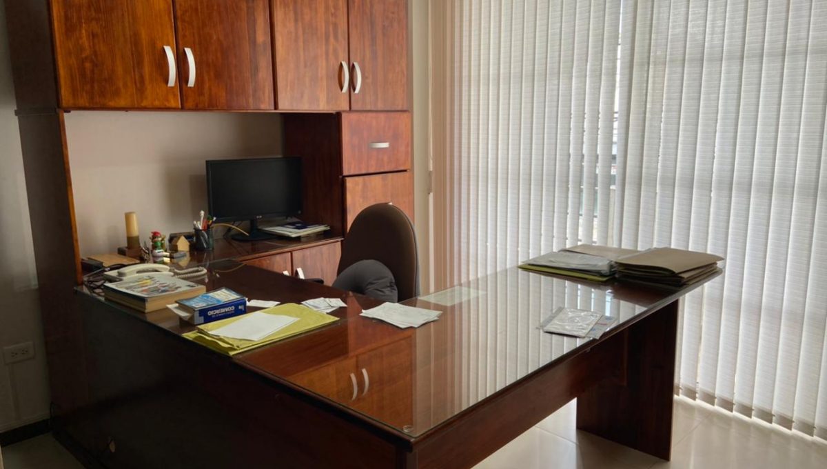 WhatsApp Image 2025-10-29 at 1.49.51 PM (4)