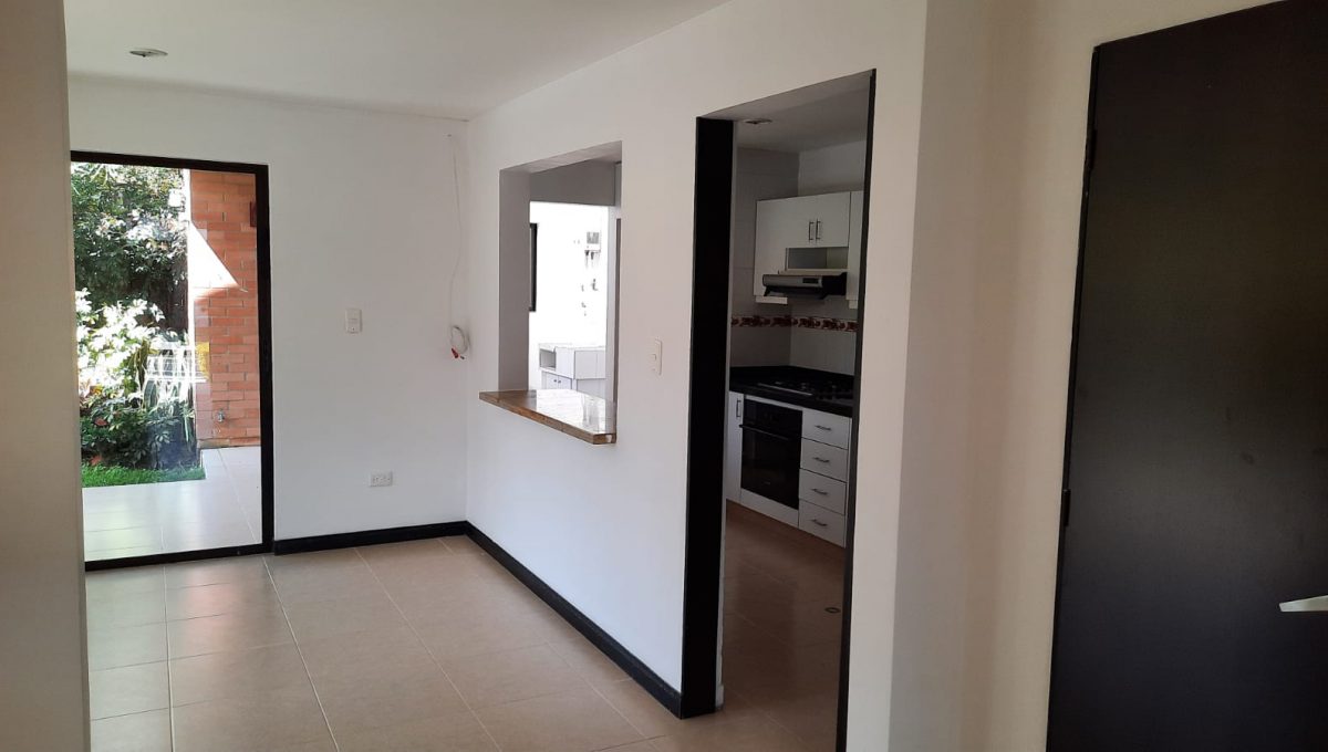 c851f47f-48f4-4c8b-8af2-eea5d2ac8cf7