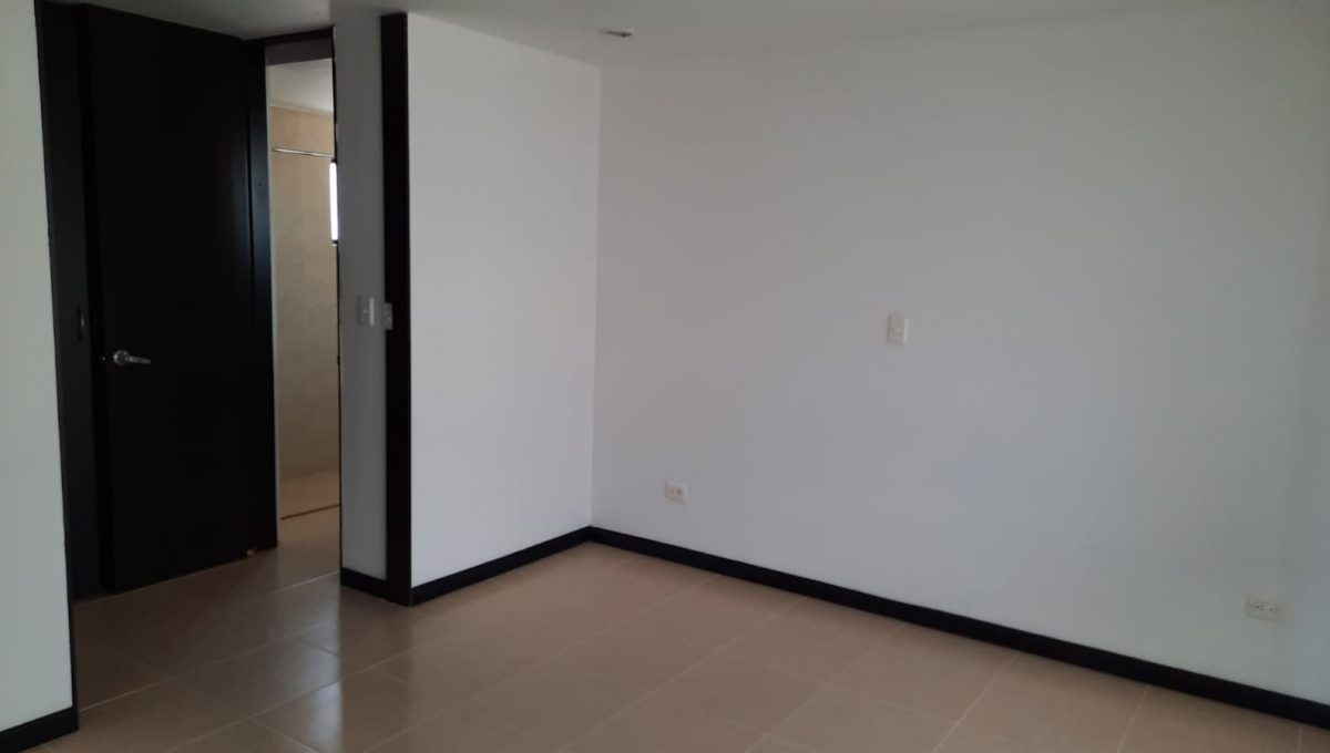 e07b9c87-724e-4329-b534-8f474332b3fb