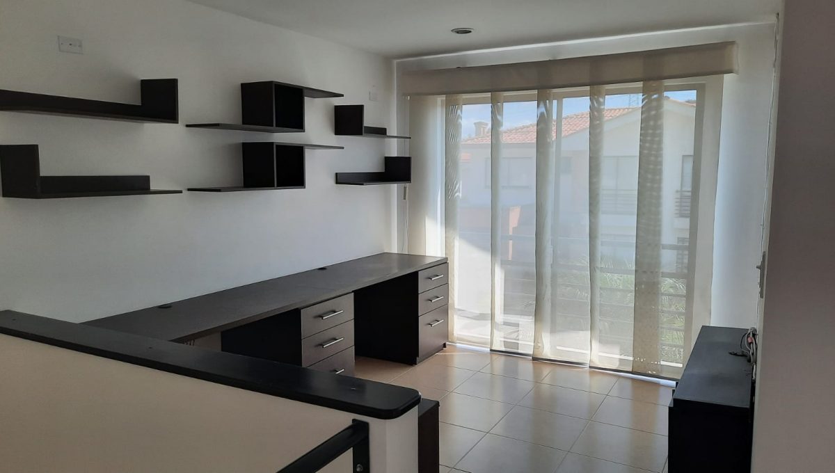 6036cac8-f6f5-4b93-a9c3-efa96d64701e