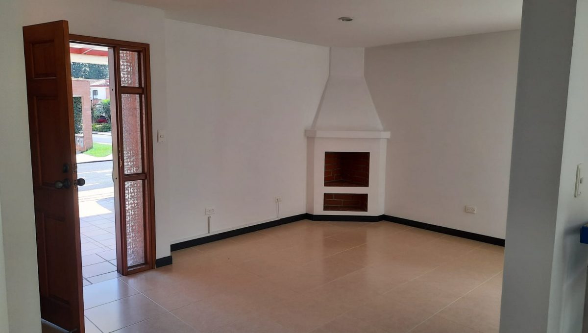 fe670eed-12d3-4331-a98d-8126b28ebd43