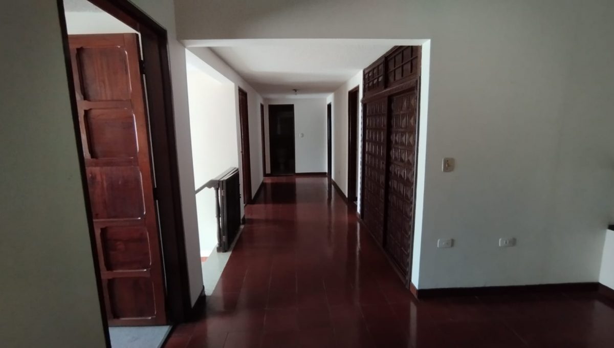 75708216-9984-4980-a543-bdb13657e692