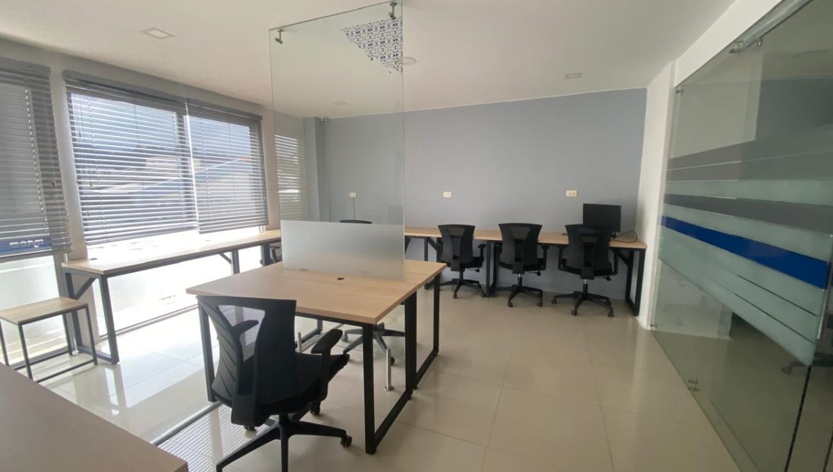 WhatsApp Image 2025-10-29 at 1.03.55 PM (2)