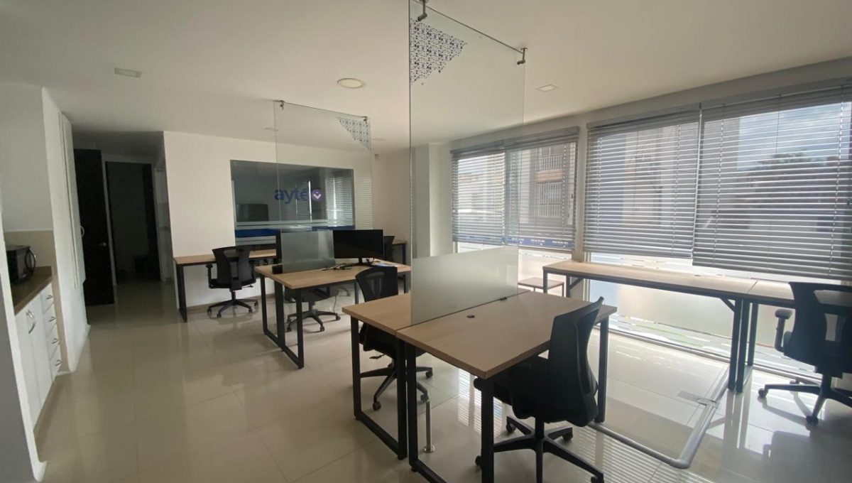 WhatsApp Image 2025-10-29 at 1.03.56 PM (1)