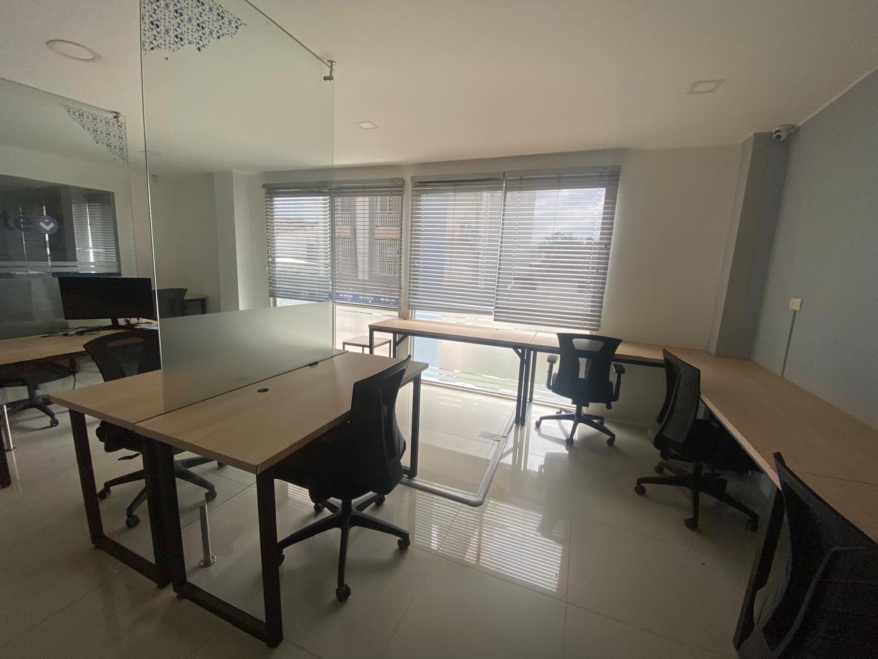 ARRIENDO EXCELENTE LOCAL COMERCIAL EN EL EDIFICIO NAVARRA CON ESPACIOS PARA OFICINAS CON UNA AREA 232.7 METROS EN EL BARRIO CIUDAD JARDIN DE POPAYAN.