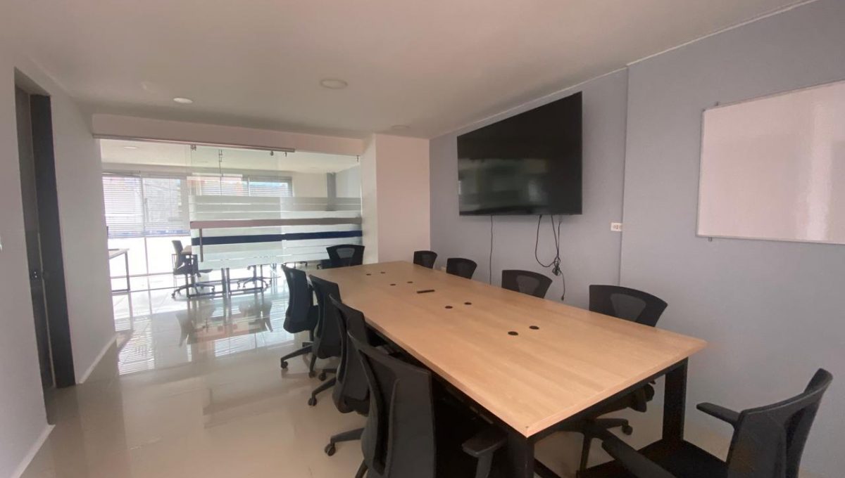 WhatsApp Image 2025-10-29 at 1.03.57 PM (4)