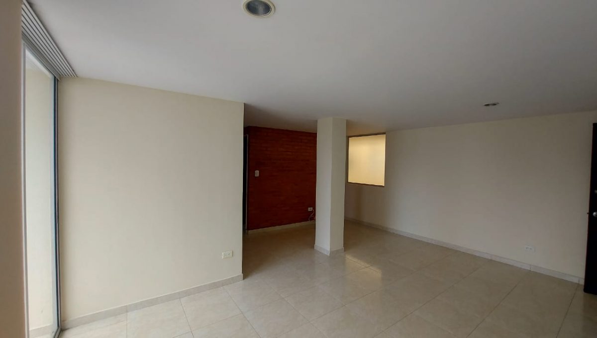 WhatsApp Image 2025-12-03 at 1.17.39 PM (5)