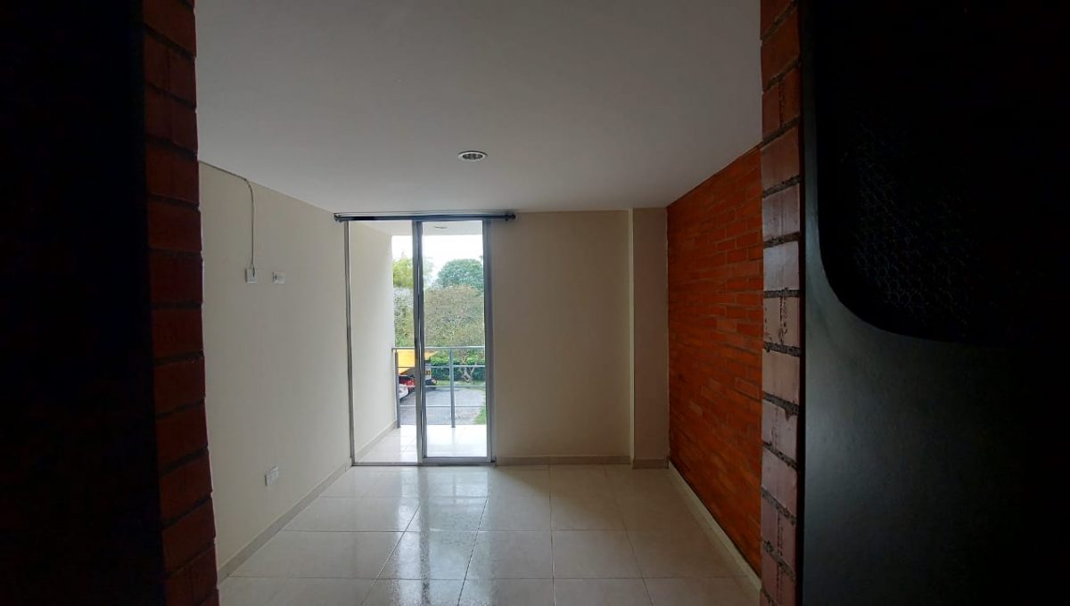 WhatsApp Image 2025-12-03 at 1.17.42 PM (4)