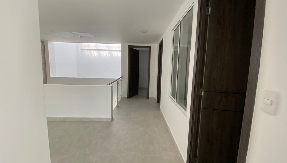 WhatsApp Image 2025-12-03 at 11.02.18 AM (4)