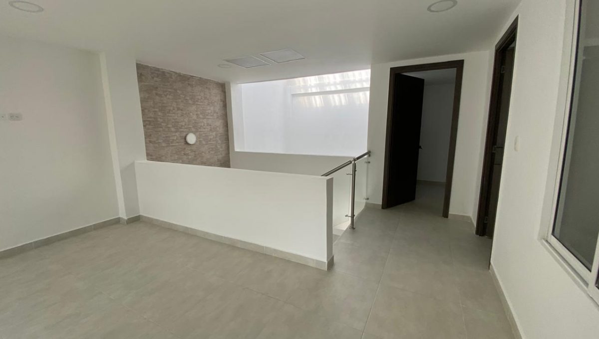 WhatsApp Image 2025-12-03 at 11.02.18 AM (5)