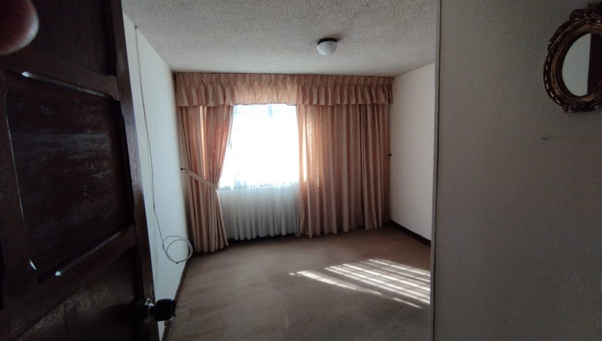 e796d819-38f0-4d80-8e5e-09e25772fed7