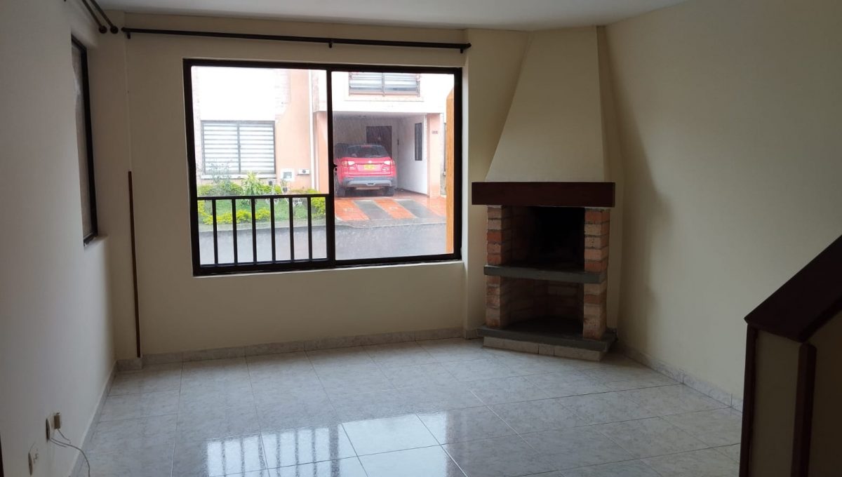 d9ab410f-63dd-4441-8eac-d0e6084c5de4