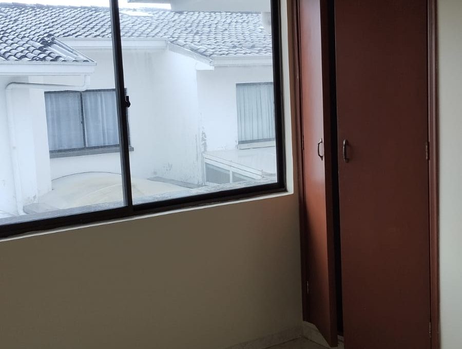 fc70f792-898e-4e84-9c1e-ceca9ee17688