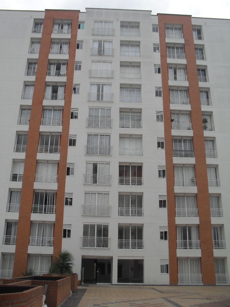 ARRIENDO BONITO APARTAMENTO EN EL CONDOMINIO MARSELLA