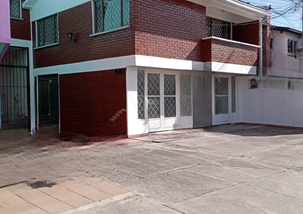 f196a2a1-61a1-4d6c-8af2-ed603379bedb-Photoroom