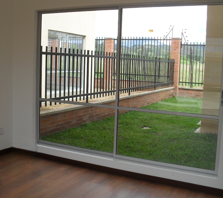 SDC19059-Photoroom