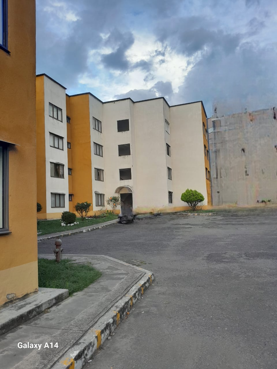 ARRIENDO APARTAMENTO EN EL CONJUNTO LA XIMENA