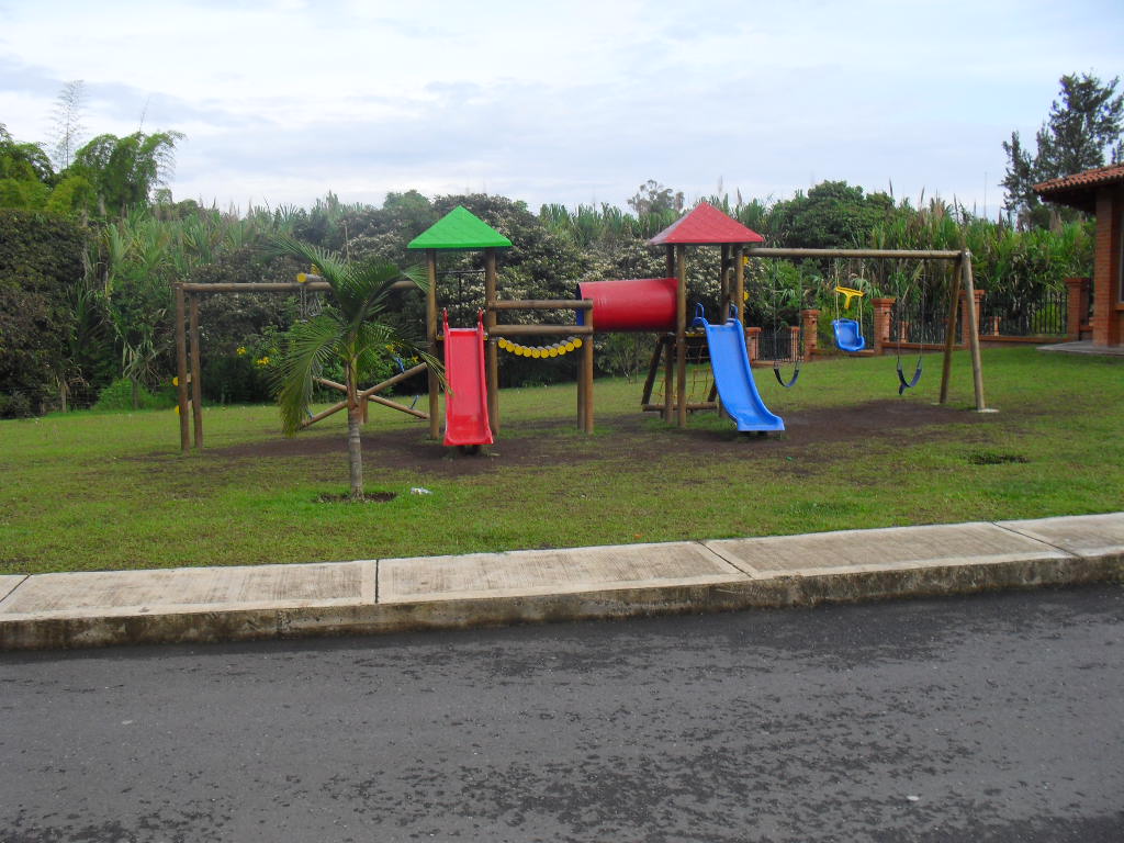 ARRIENDO EXCELENTE Y COMODO APARTAMENTO EN EL CONJUNTO CAMPO REAL