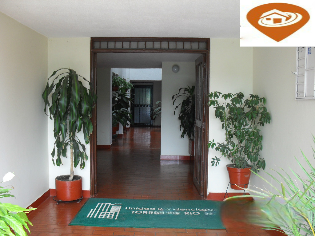 SE ARRIENDA   APARTAMENTO – TORRES DEL RÍO📍